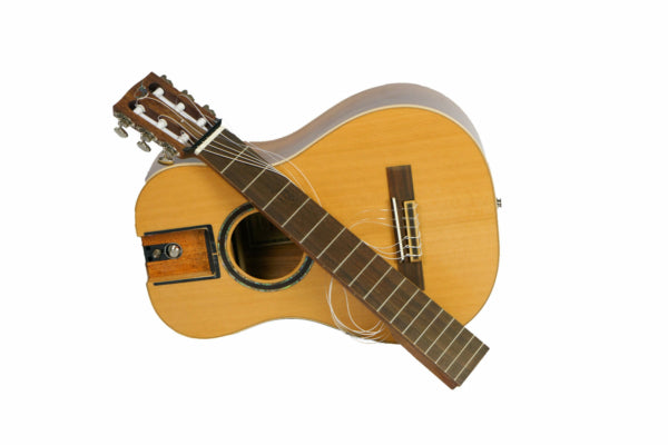 Solid Cedar / Rosewood Classical Travel Guitar – OC520